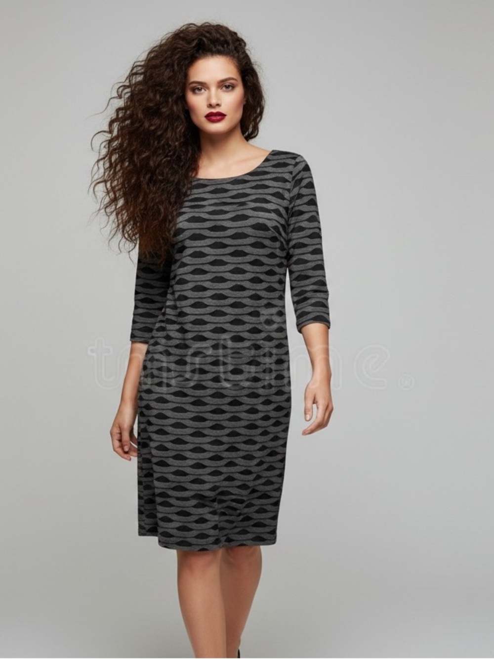 ECI New York Gray & Black Textured Scallop Pattern Knit Dress - Size 14